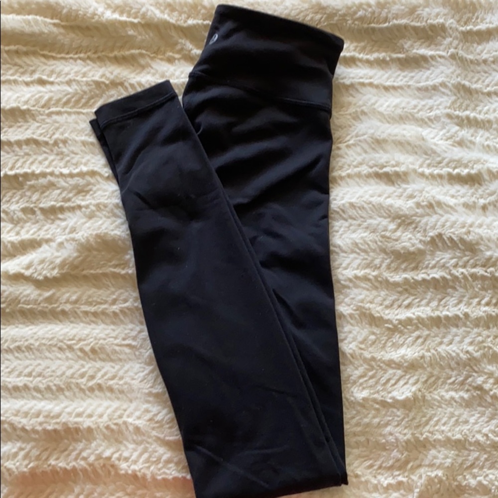Lululemon sunder under leggings